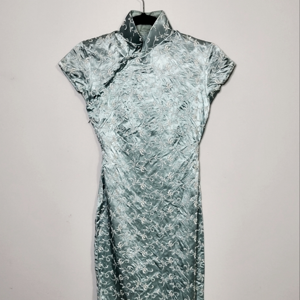 Vintage Korean hand made details aqua blue fitted dress silk material